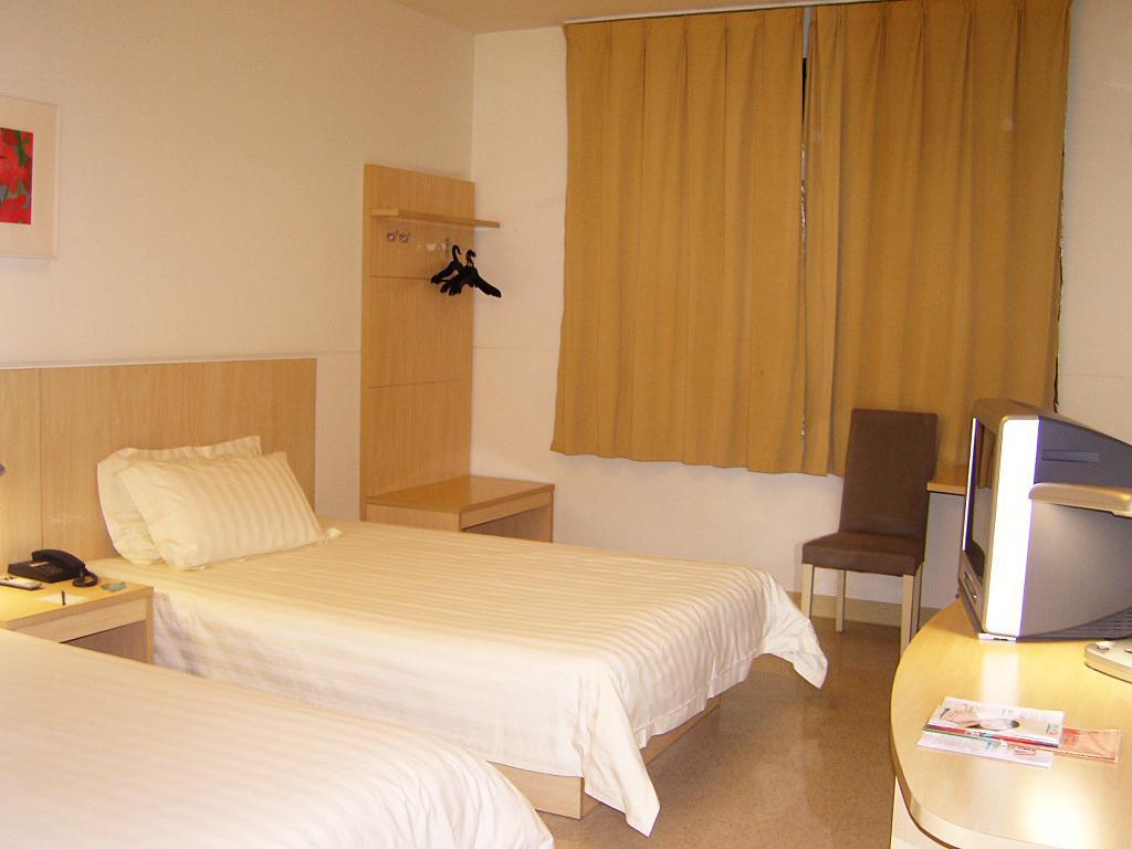 Jinjiang Inn - Wuhan Ziyang Road Kültér fotó